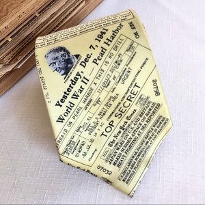 Unique Yellow Silk Tie WW2 Memorabilia